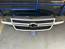 2003-2007 Chevy Silverado HD Grille